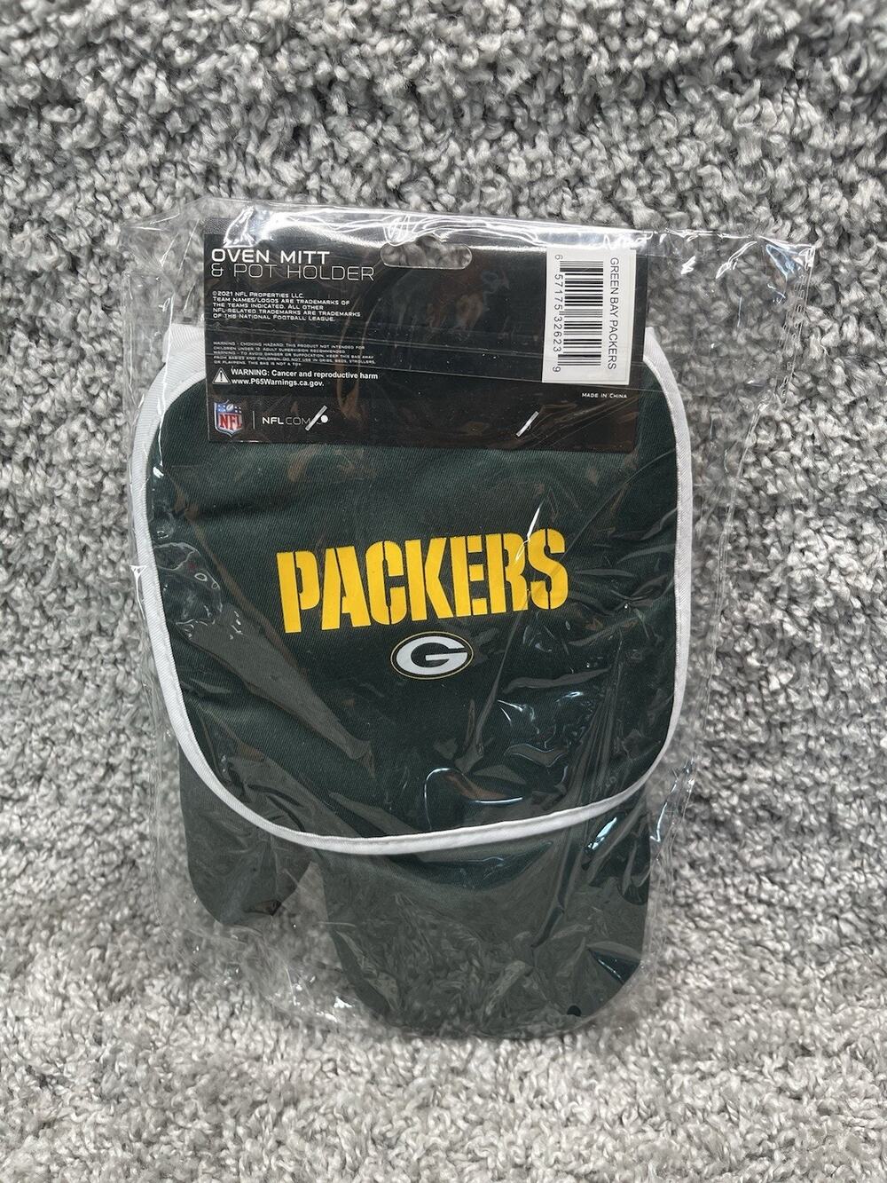 NFL Green Bay Packers Oven Mitt and Pot Holder Set Green Logo 2021 Brand New